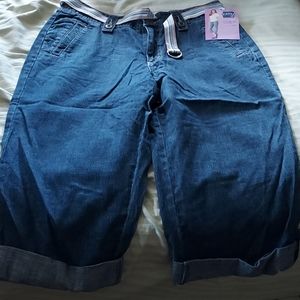 NEW! W/Tags Lee Capri's